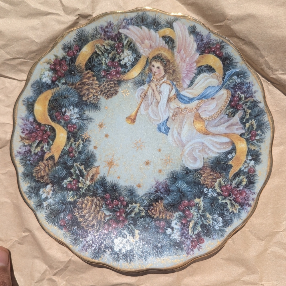 Lena Liu's 1995 Holiday Angels Plate Jubilee Bradford Exchange Christmas Holiday